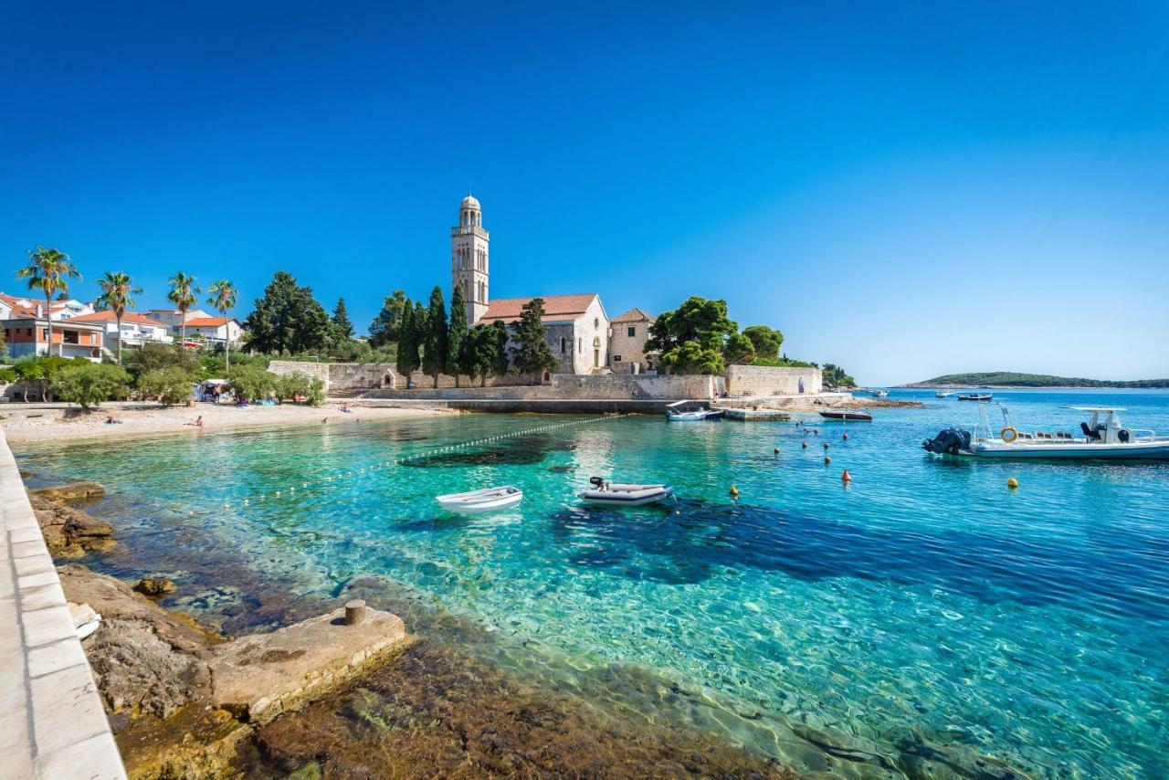 Sunny Days "Sara" - Zf Hvar Hvar Town Luaran gambar