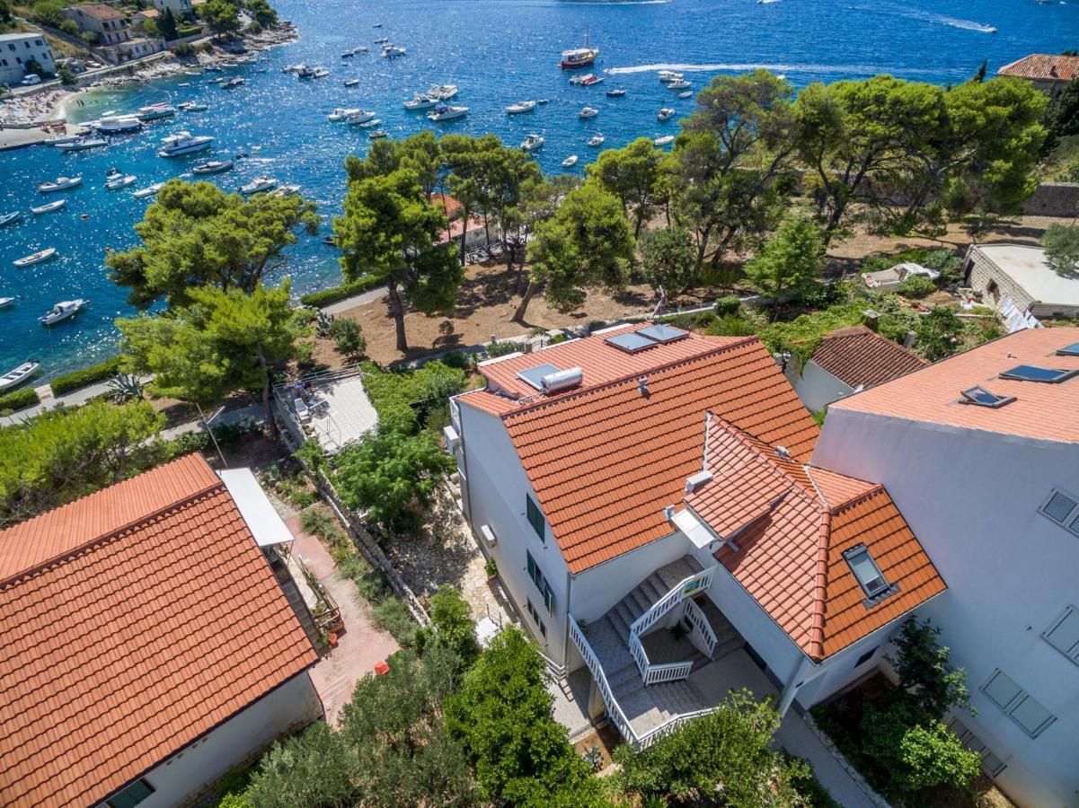 Sunny Days "Sara" - Zf Hvar Hvar Town Luaran gambar